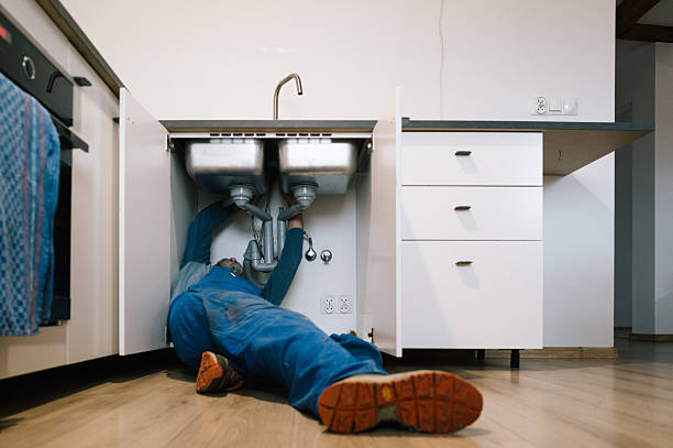 Professional Leak Detection technician working in Rippon, WV